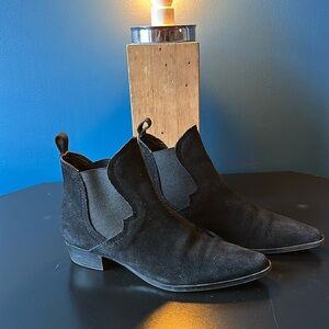 ZARA Suede Western Booties